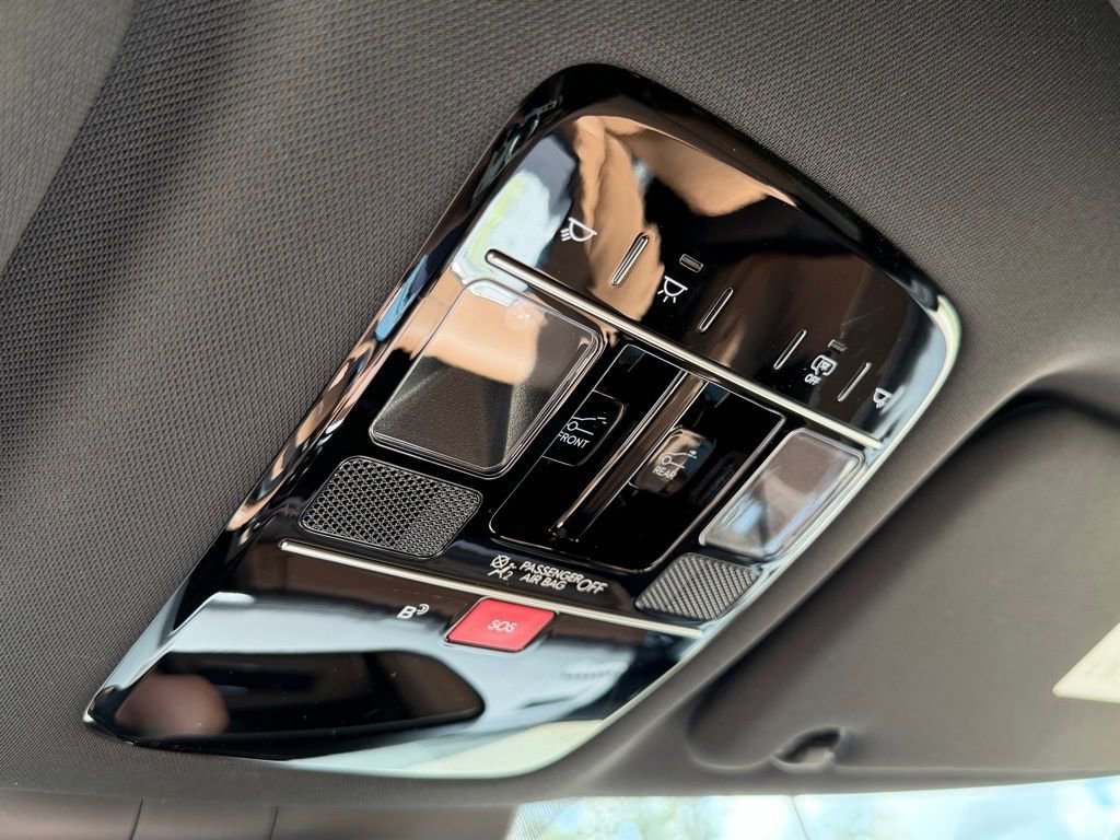 Used 2026 Hyundai Santa Fe Limited image 23