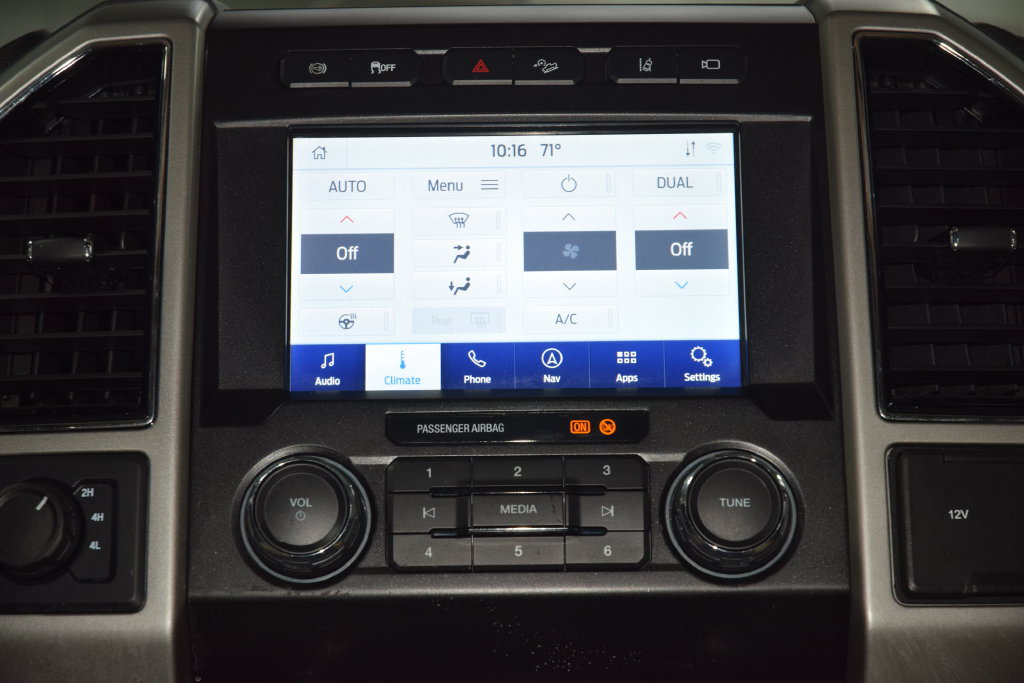 Used 2021 Ford F250 Lariat w/ Lariat Ultimate Package AWD/4WD image 34