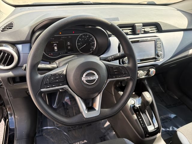 Used 2023 Nissan Versa SV FWD image 13