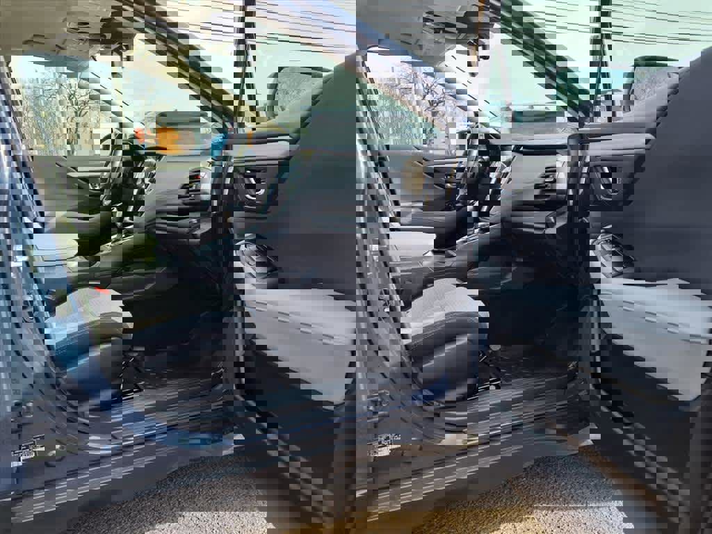 Used 2025 Subaru Outback Premium image 23