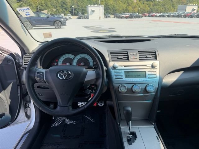 Used 2011 Toyota Camry SE FWD image 12