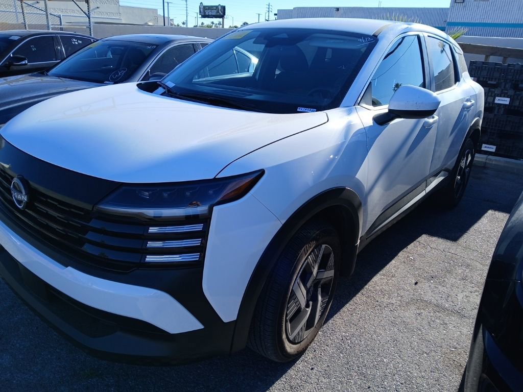 Certified 2025 Nissan Kicks SV FWD image 1