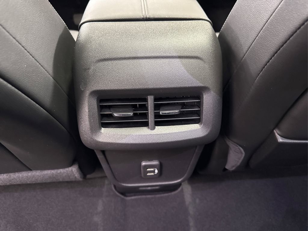 Used 2022 GMC Terrain SLT image 33