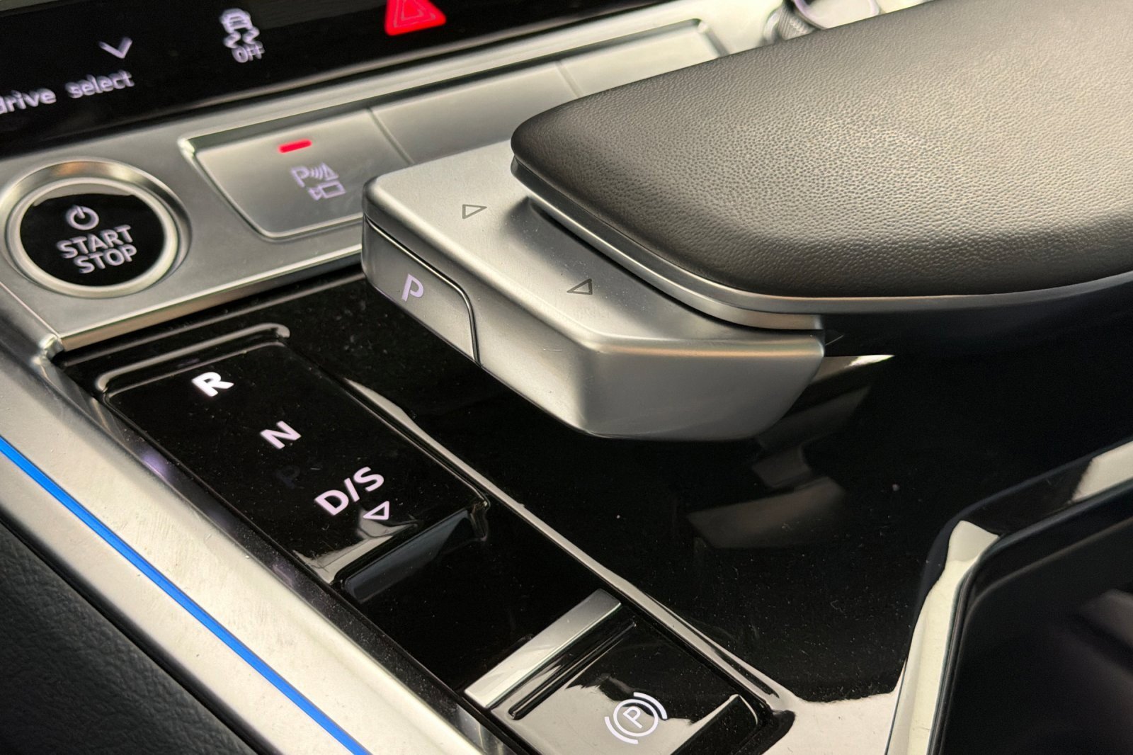 Used 2023 Audi e-tron Prestige AWD/4WD image 21