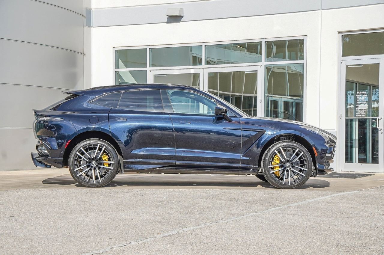 Used 2024 Aston Martin DBX 707 image 8