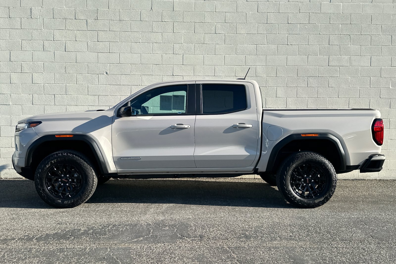 Used 2026 GMC Canyon Elevation w/ Convenience Package RWD image 7