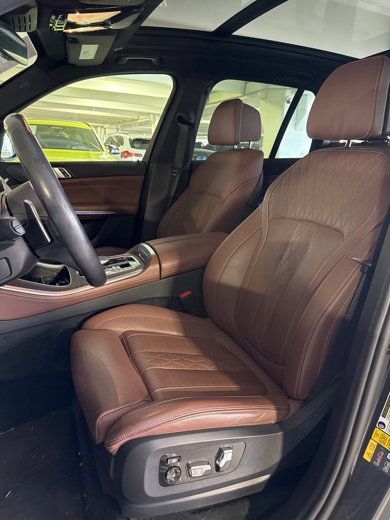 Used 2024 BMW X5 xDrive50e w/ M Sport Package image 10