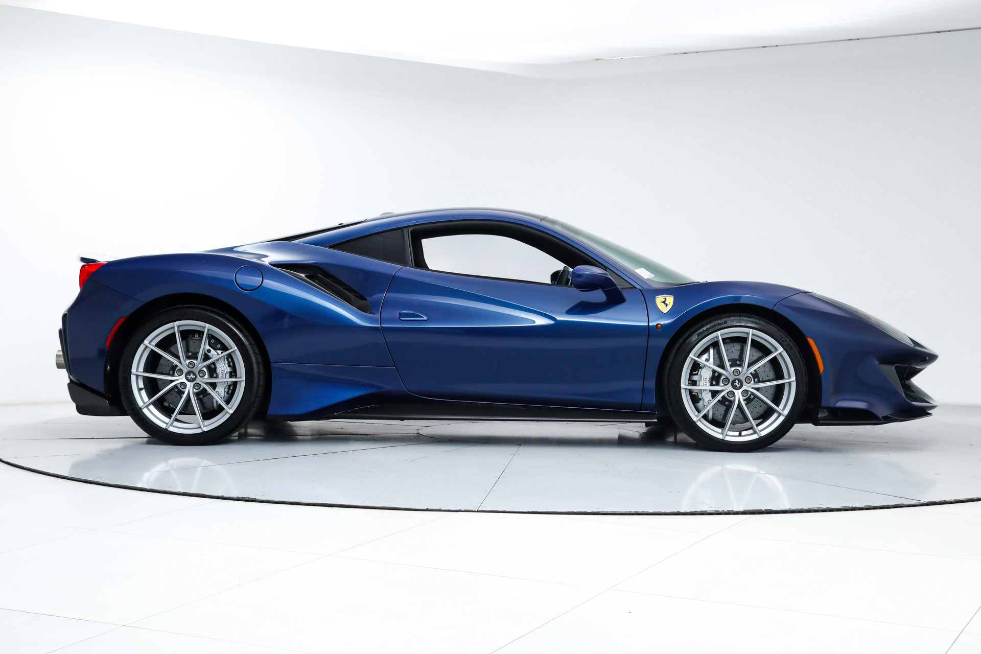 Certified 2020 Ferrari 488 Pista image 30
