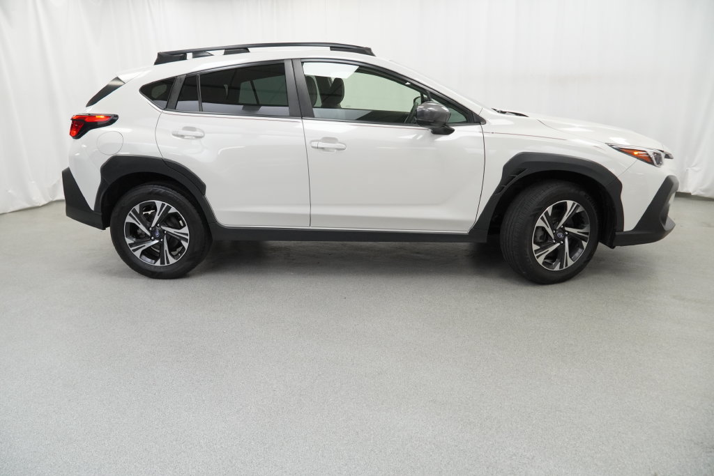 Used 2024 Subaru Crosstrek 2.0i Premium AWD/4WD image 5