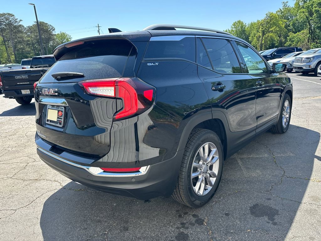 Used 2022 GMC Terrain SLT w/ Infotainment Package II FWD image 6