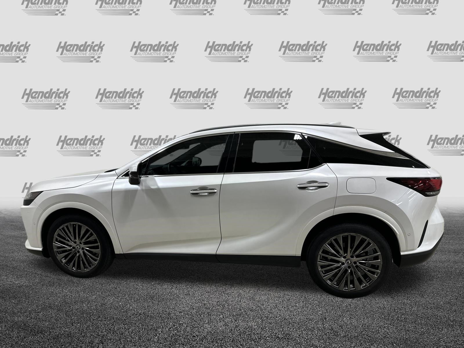 Certified 2023 Lexus RX 350 AWD w/ Accessory Package image 7