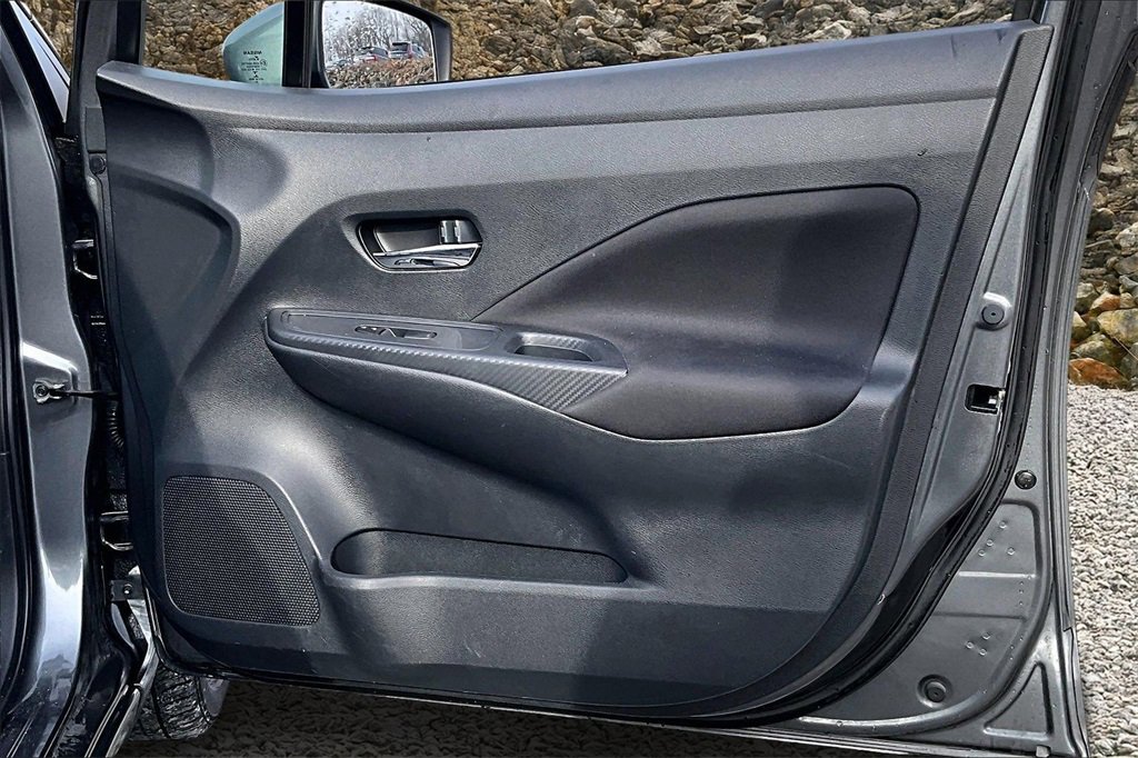 Used 2021 Nissan Versa SV image 22