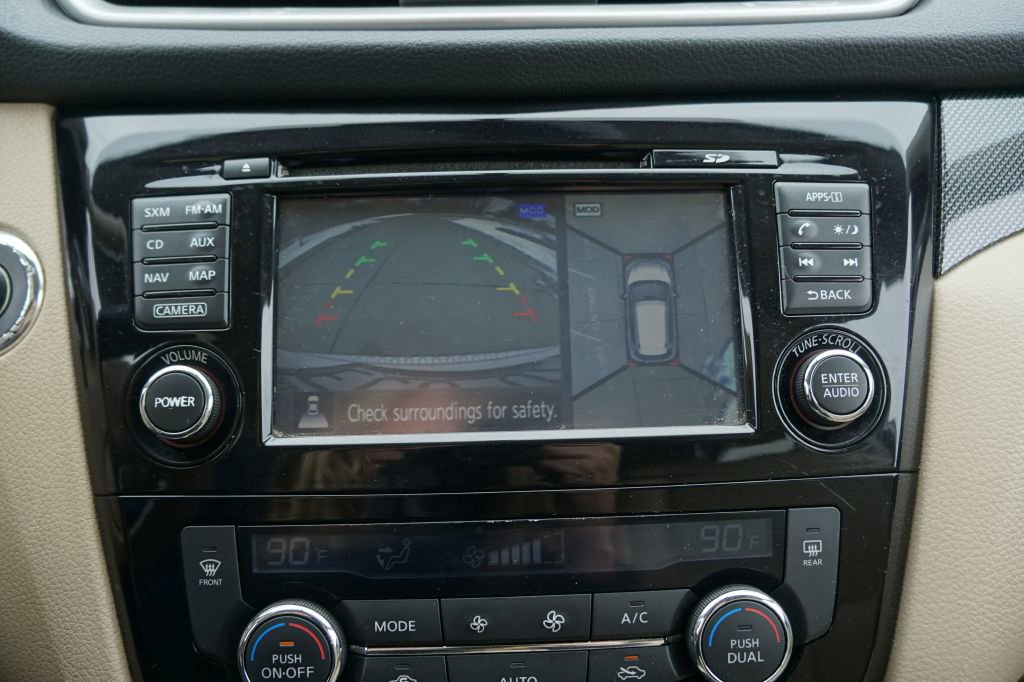 Used 2014 Nissan Rogue SL w/ SL Premium Package image 16
