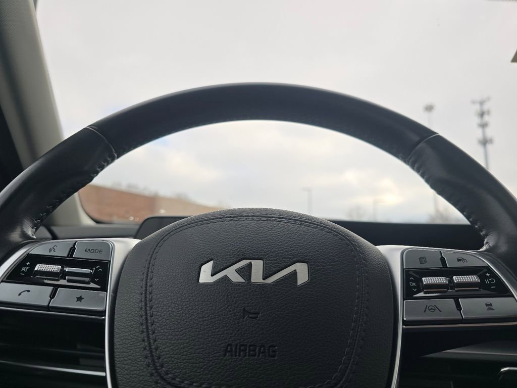 Used 2024 Kia Telluride S w/ S Sunroof Package image 25