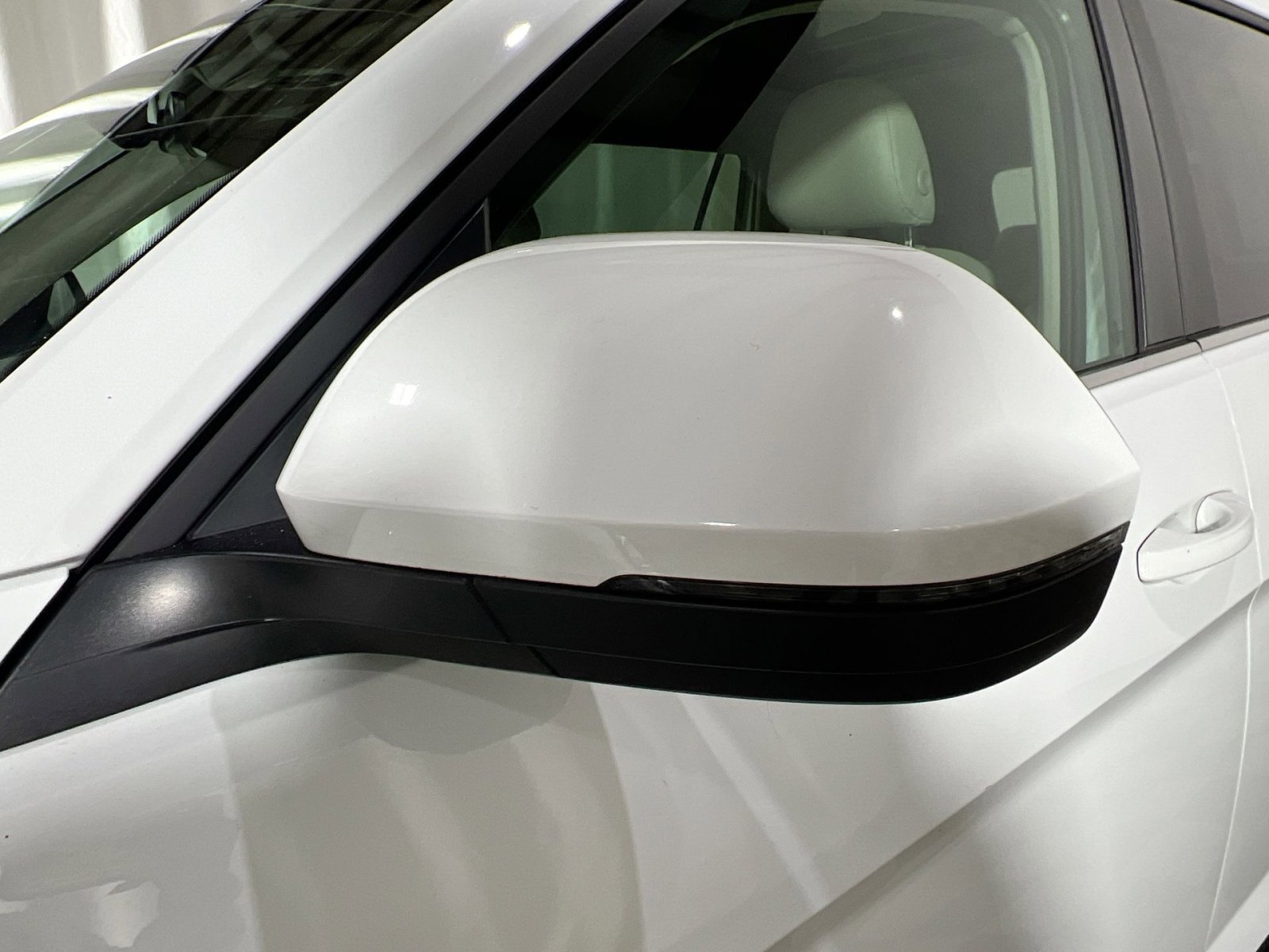 Used 2021 Volkswagen Atlas SE image 14