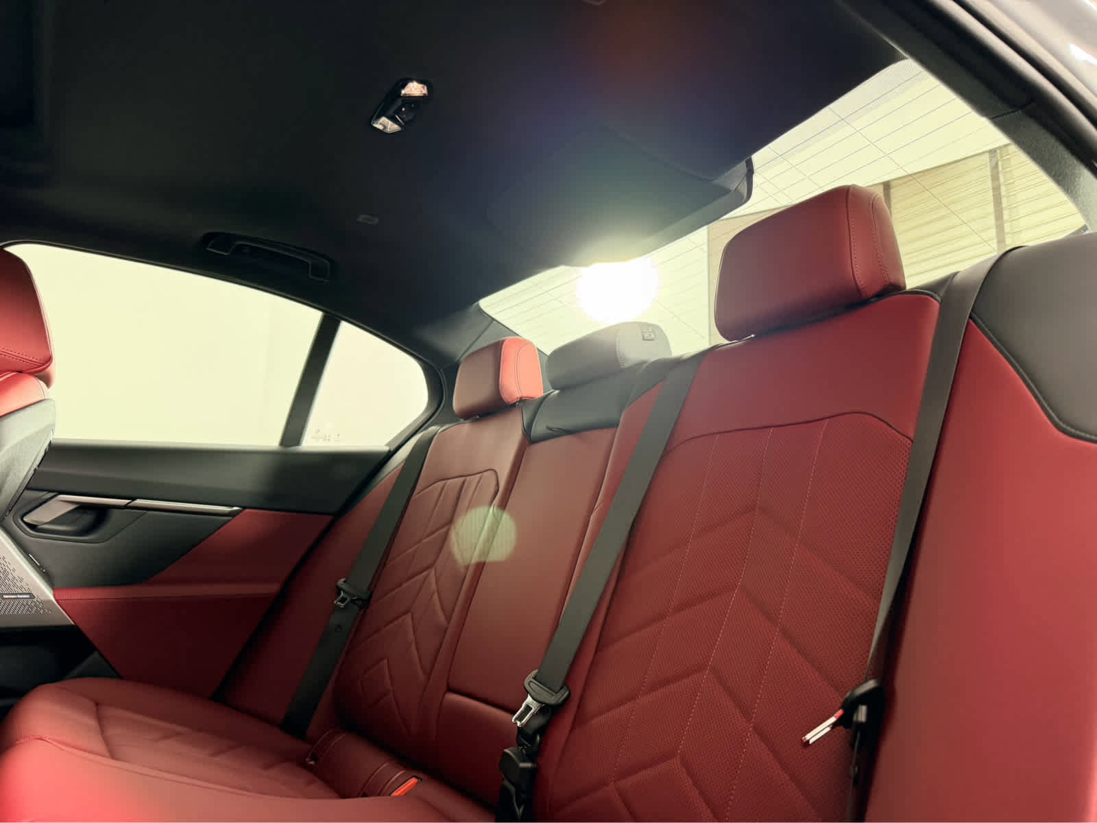 New 2026 BMW i5 eDrive40 w/ M Sport Package image 18