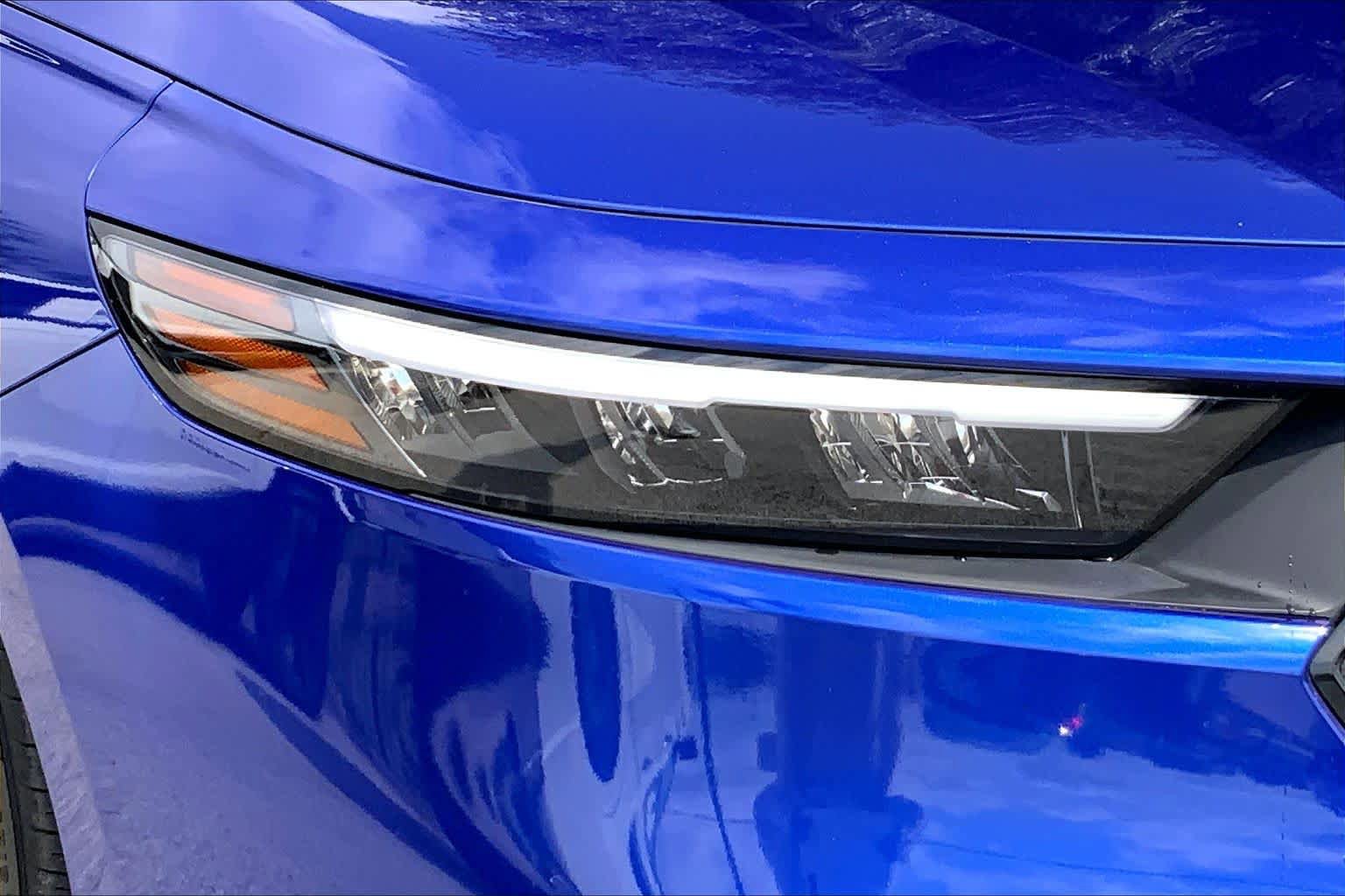 Used 2025 Honda Accord Sport image 25