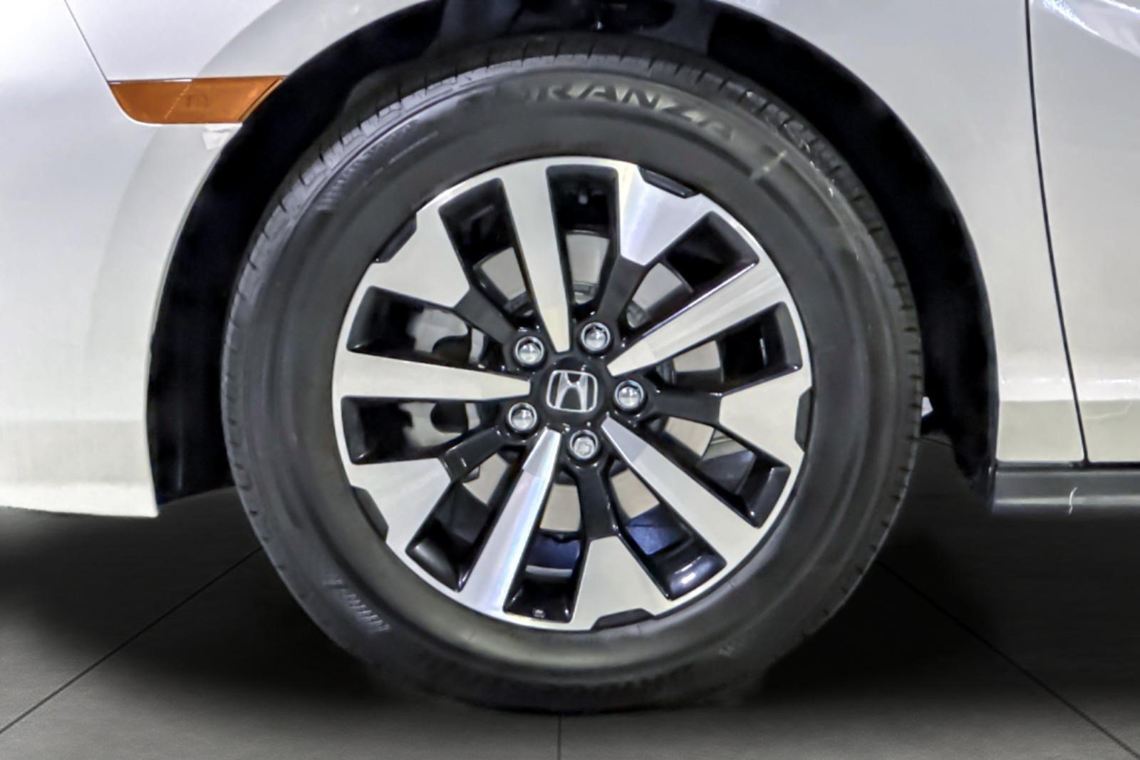 New 2026 Honda Odyssey EX-L image 12