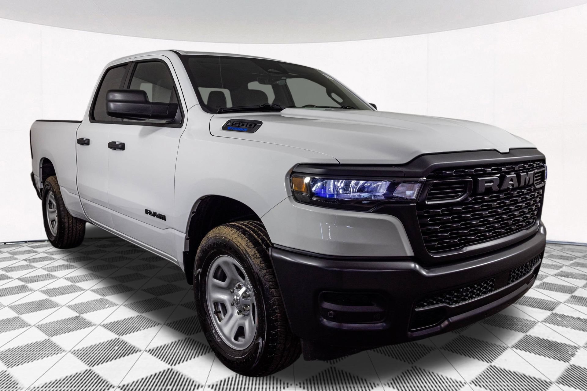 New 2026 RAM 1500 Tradesman AWD/4WD image 9