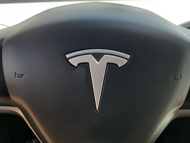 Used 2023 Tesla Model Y Long Range AWD/4WD image 7