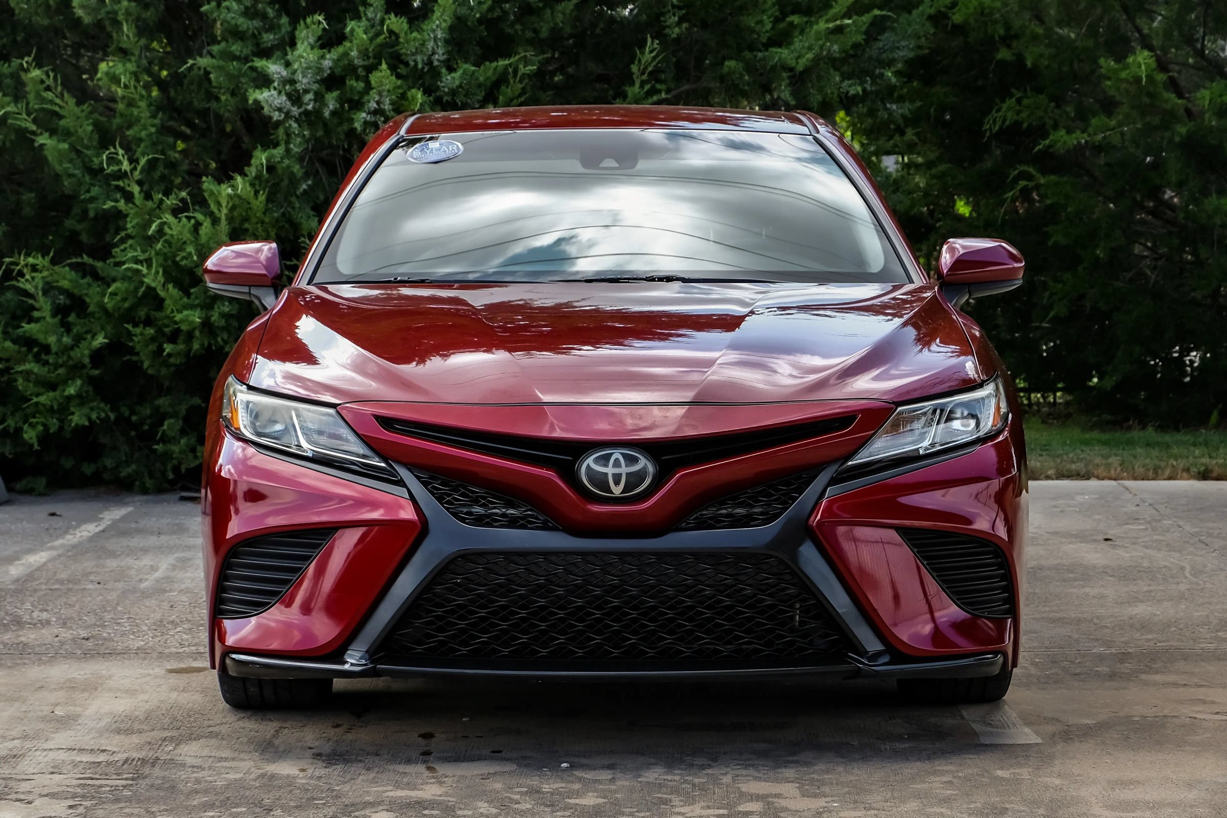 Used 2018 Toyota Camry SE FWD image 4