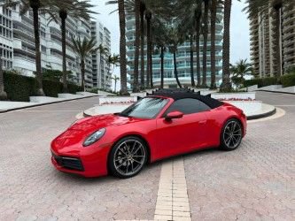 Used 2022 Porsche 911 Carrera RWD image 3