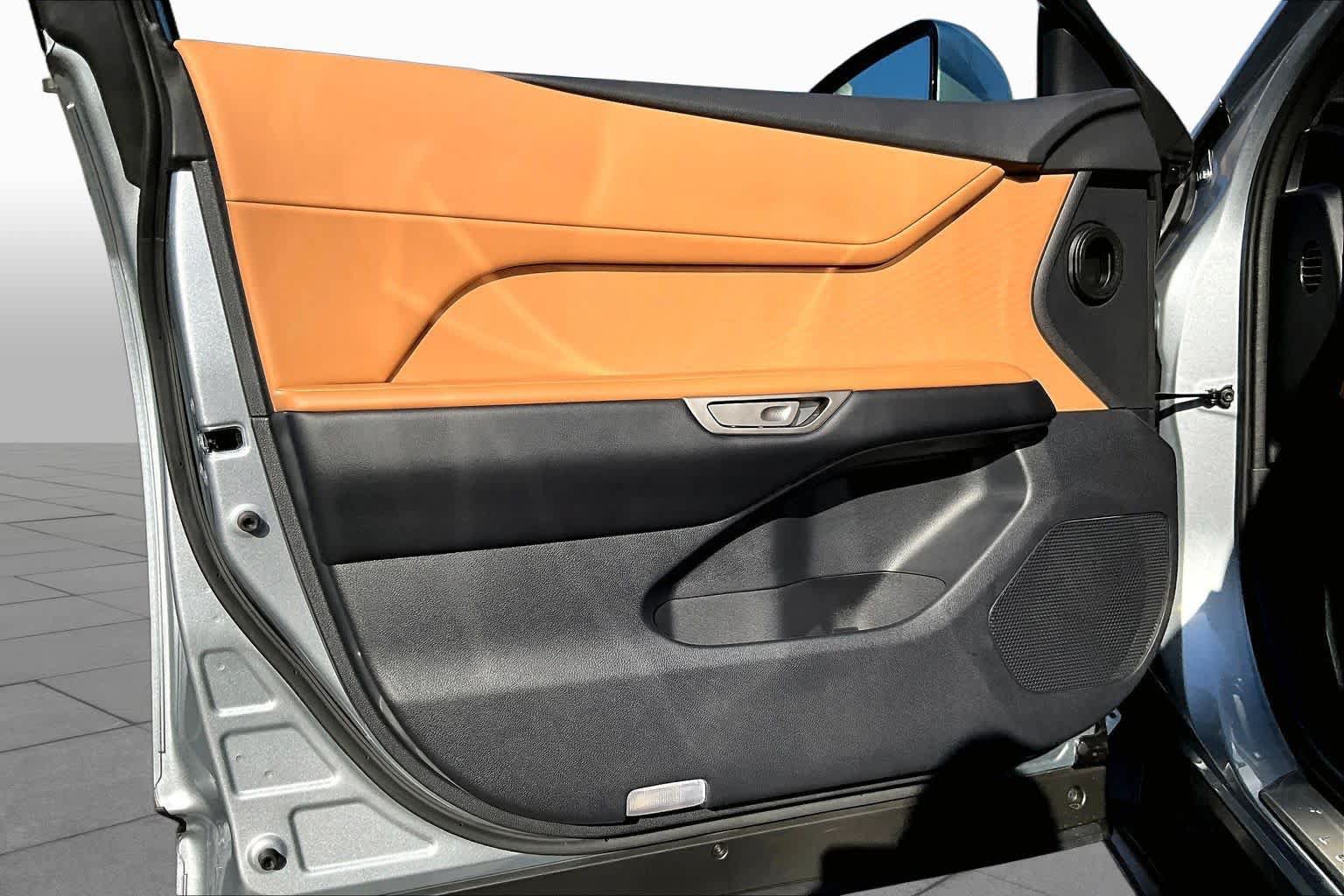 New 2026 Lexus ES 350e w/ Convenience Package FWD image 16