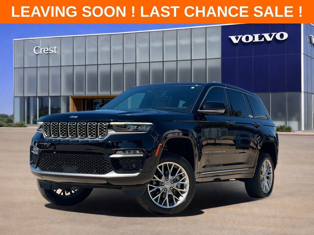 Used 2023 Jeep Grand Cherokee Summit w/ Luxury Tech Group V AWD/4WD image 1