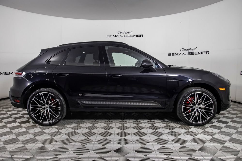 Used 2024 Porsche Macan S AWD/4WD image 3