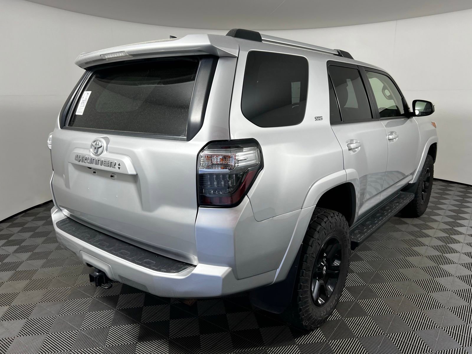 Certified 2021 Toyota 4Runner SR5 image 5