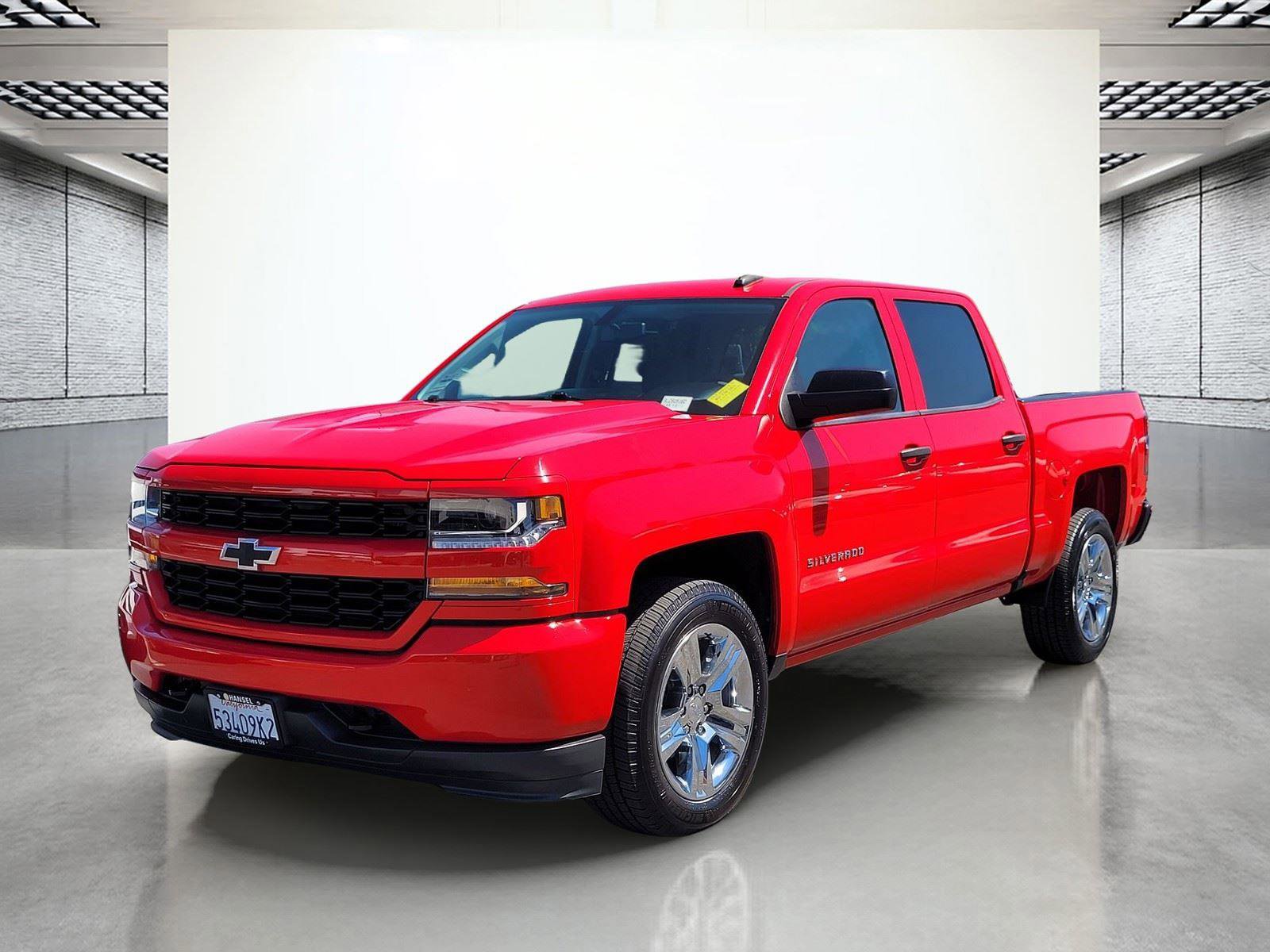 Used 2018 Chevrolet Silverado 1500 Custom w/ Custom Value Package RWD image 11