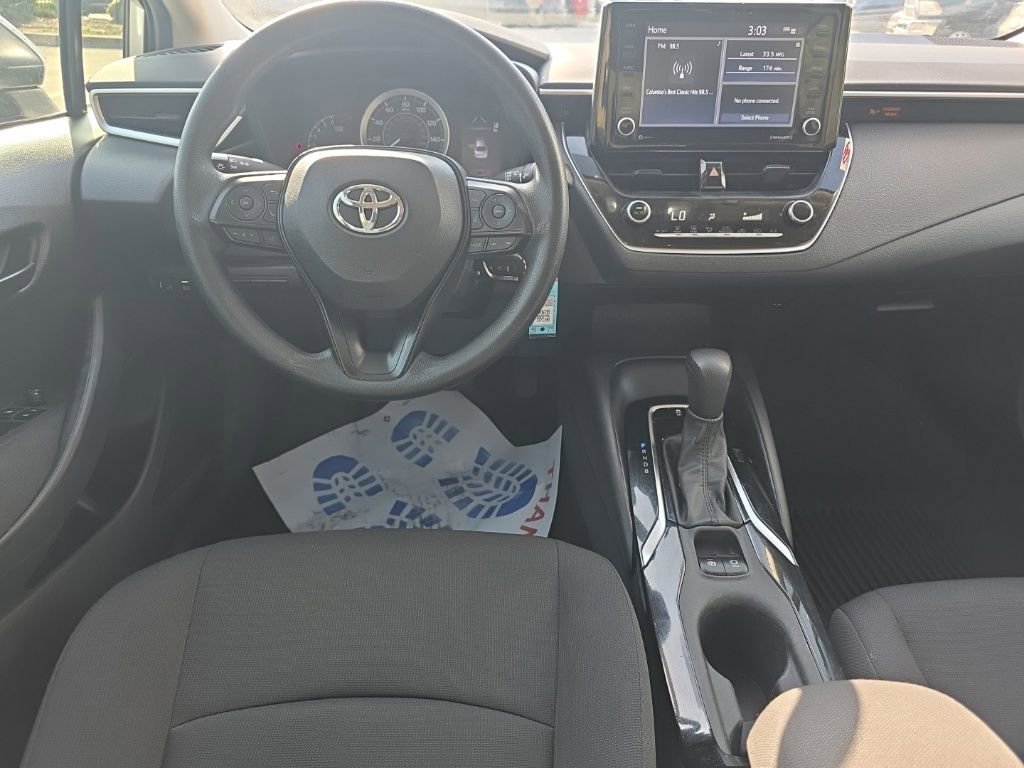 Used 2022 Toyota Corolla LE image 18