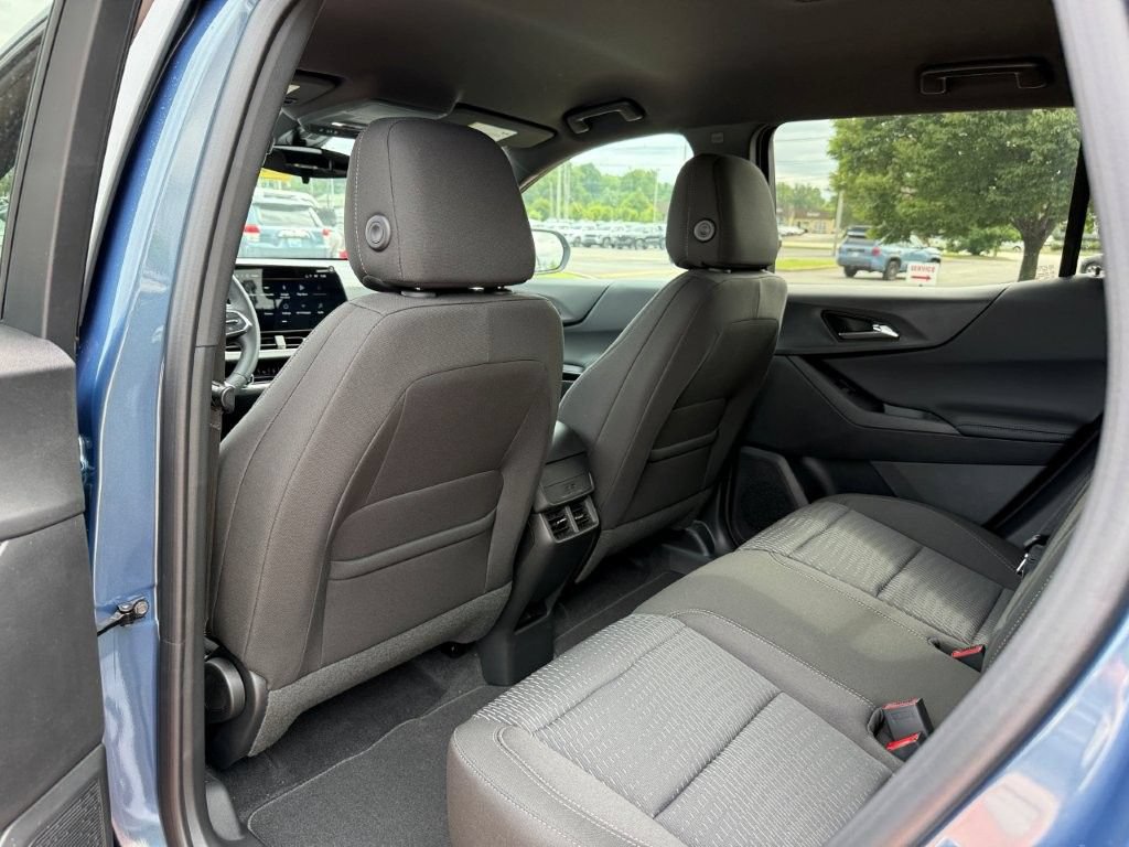 New 2027 Chevrolet Equinox LT FWD image 13