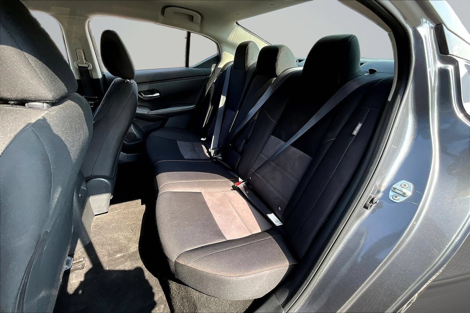 Used 2025 Nissan Sentra SR FWD image 21