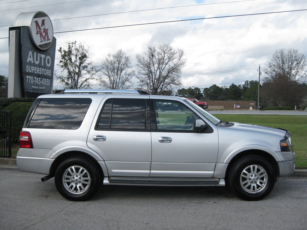 Used 2013 Ford Expedition Limited RWD image 8