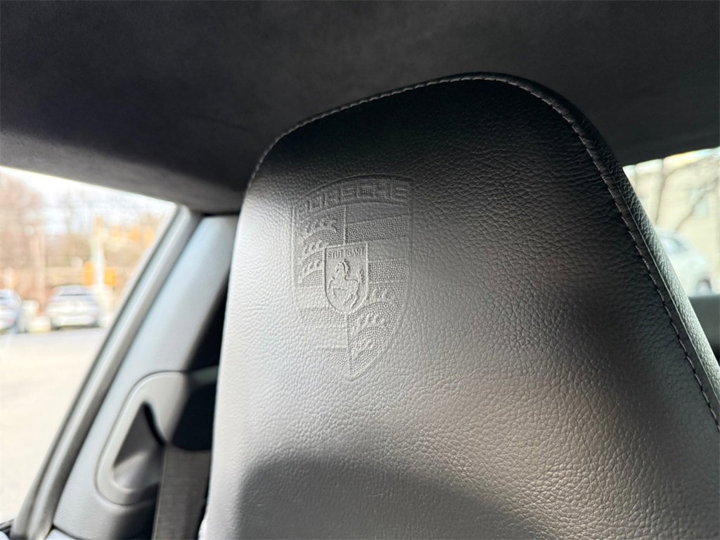 Used 2017 Porsche 911 Carrera image 32