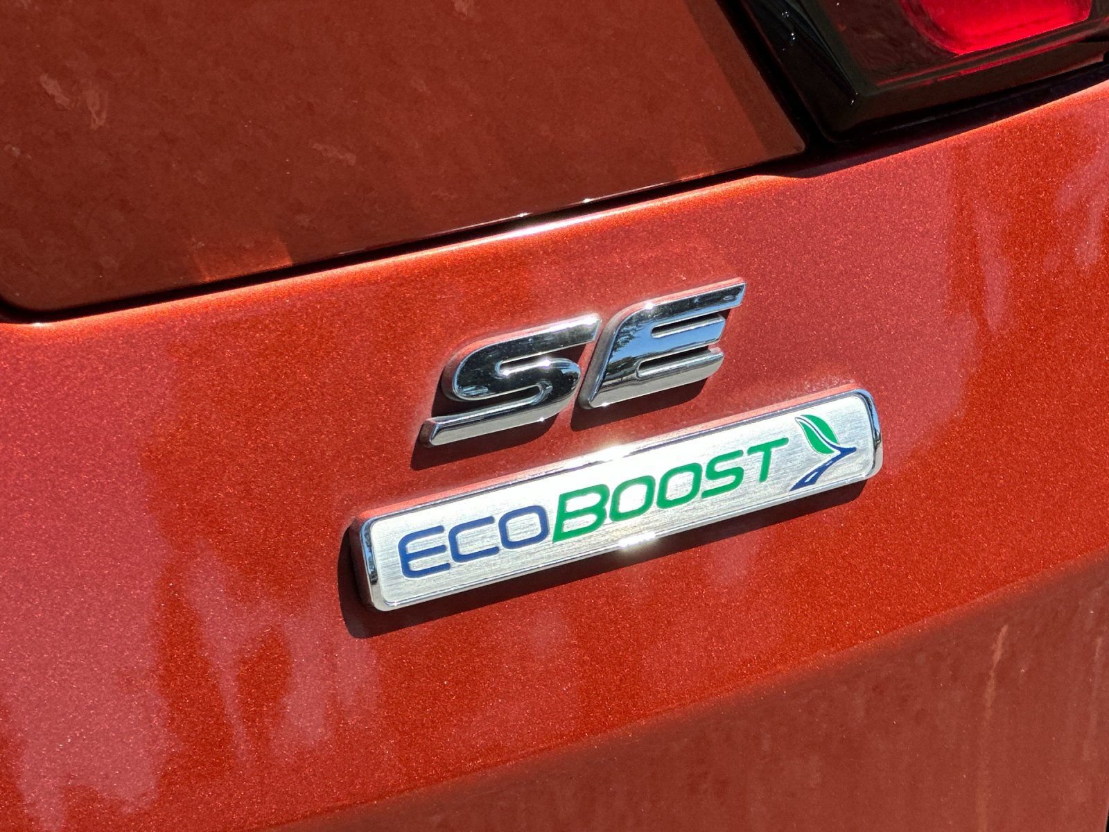 Used 2019 Ford Escape SE FWD image 26