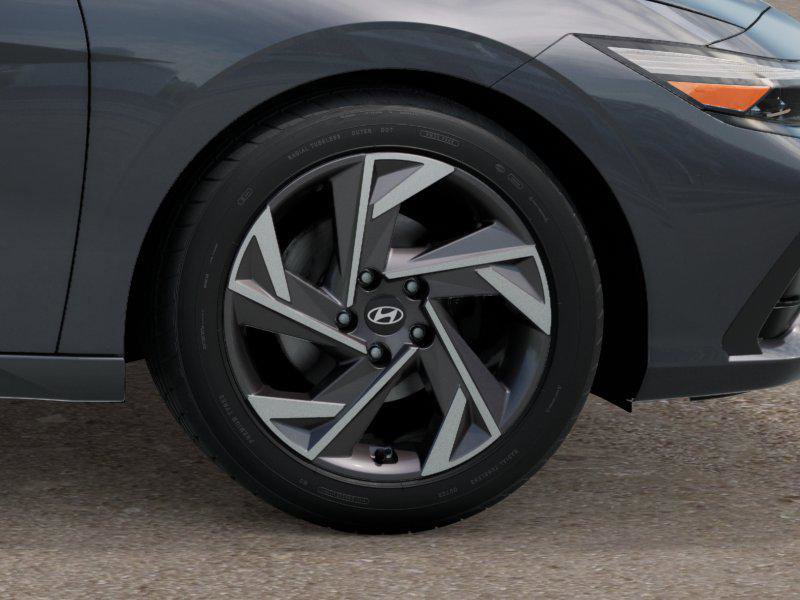 New 2025 Hyundai Elantra SEL image 8