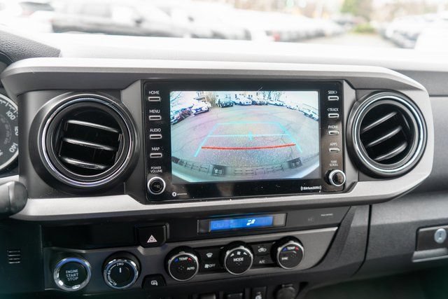 Used 2022 Toyota Tacoma TRD Off-Road w/ Technology Package AWD/4WD image 24
