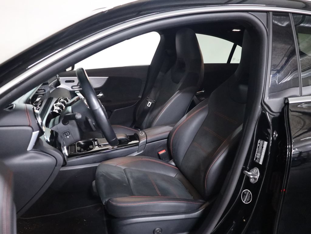 Used 2023 Mercedes-Benz CLA 250 4MATIC image 28