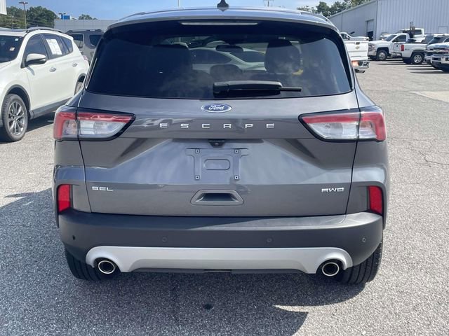 Used 2022 Ford Escape SEL image 5