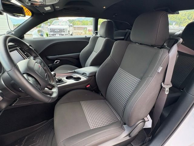 Used 2023 Dodge Challenger R/T w/ T/A Package image 28