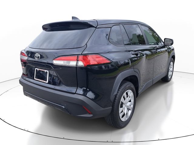 Used 2022 Toyota Corolla Cross L image 4