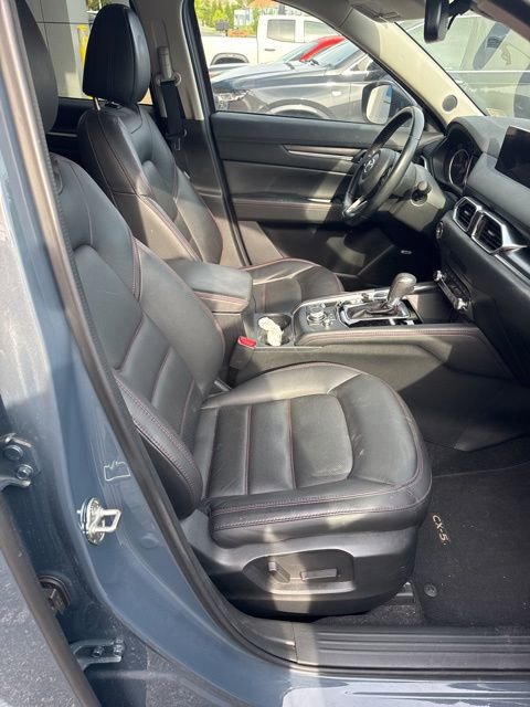 Used 2021 MAZDA CX-5 Carbon Edition AWD/4WD image 4