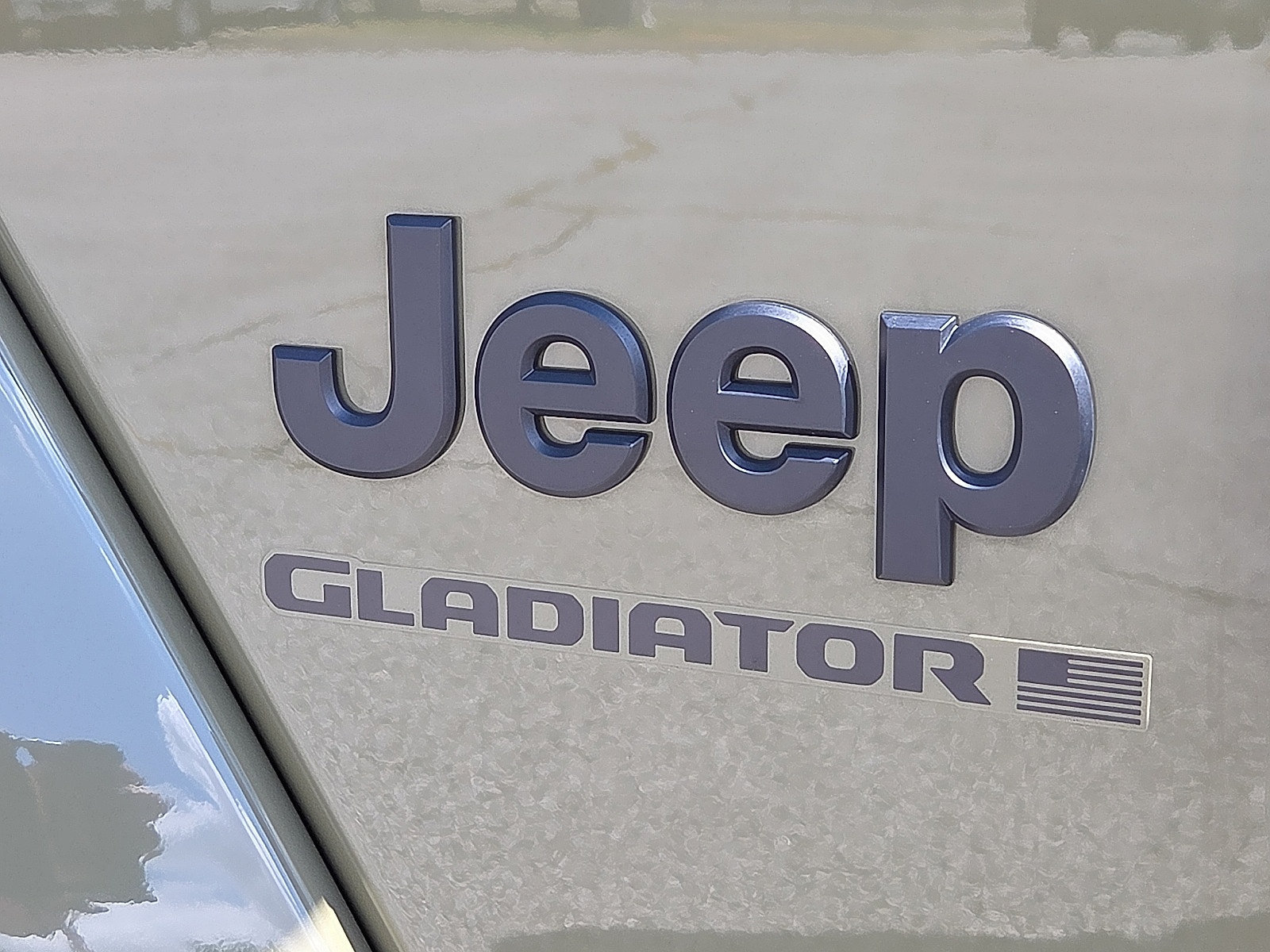 Used 2025 Jeep Gladiator Sport AWD/4WD image 9
