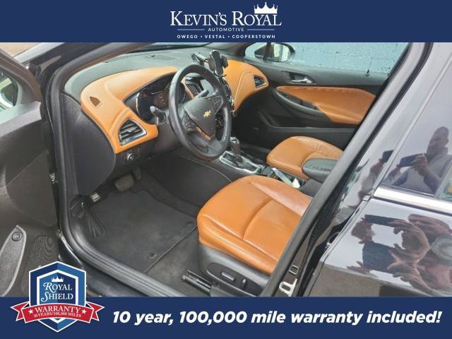 Used 2018 Chevrolet Cruze Premier w/ Premier True North Edition FWD image 2