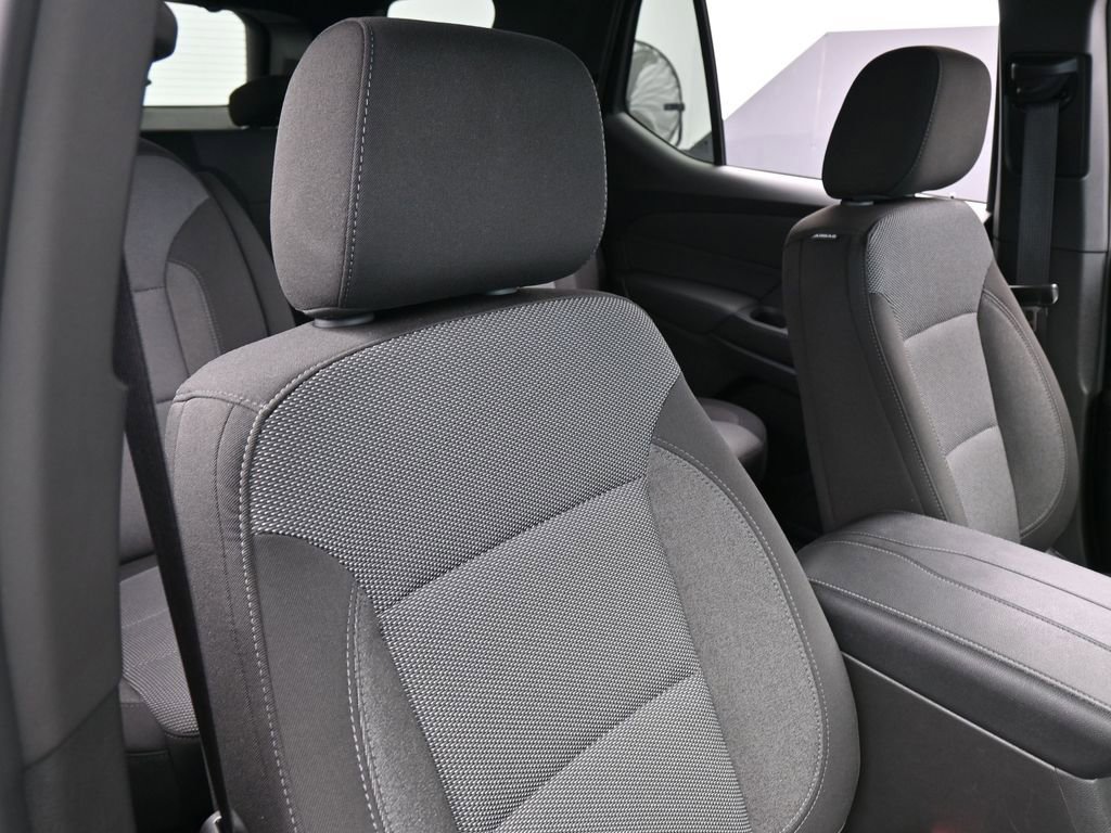 Used 2023 Chevrolet Traverse LT image 42