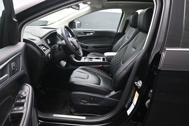 Certified 2024 Ford Edge Titanium AWD/4WD image 10