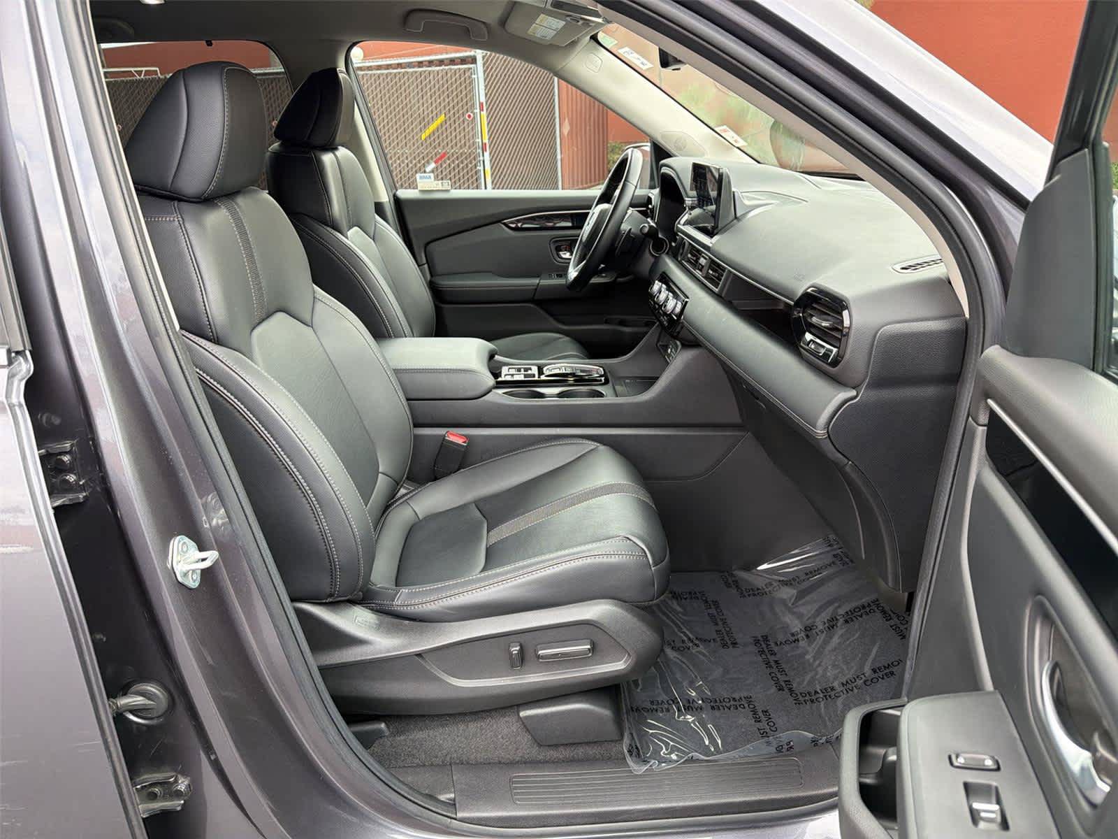 Used 2023 Honda Pilot EX-L image 15