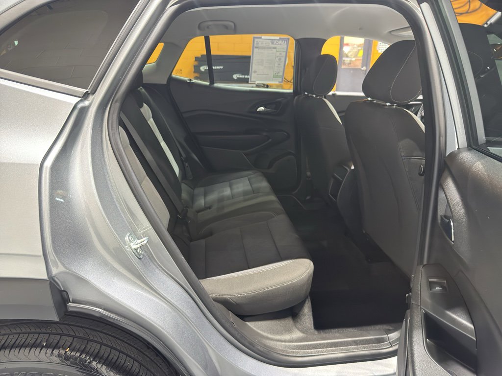 Used 2024 Chevrolet Trax LS w/ Driver Confidence Package image 18